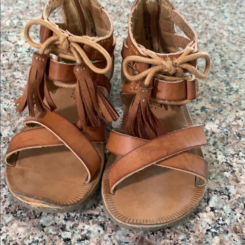 Sandalias